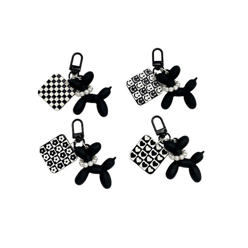 Black And White Resin Keychain factory